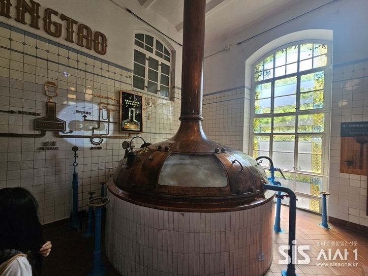 박물관 내 전시된 고전적인 맥주 양조기다.(사진=신옥 인턴기자)