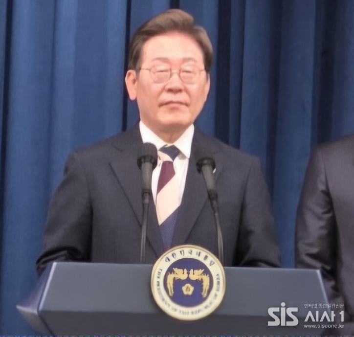 이재명 대통령이 4일 용산 대통령실에서 첫 인선 발표를 하고 있다.(사진=시사1 DB)