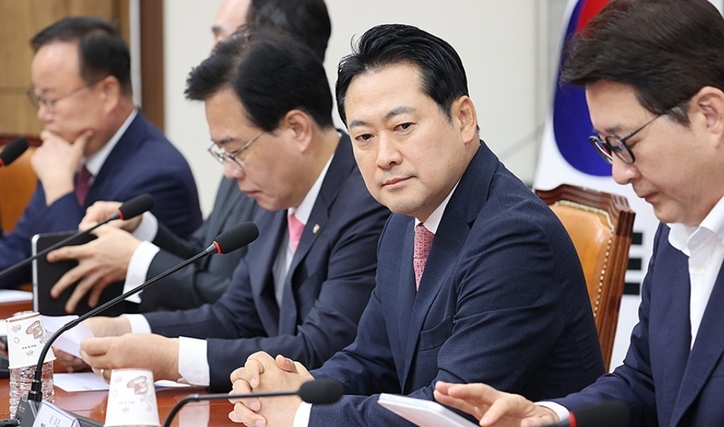 국민의힘 신임 지도부가 27일 당 최고위원회의를 진행하고 있다. / 국민의힘
