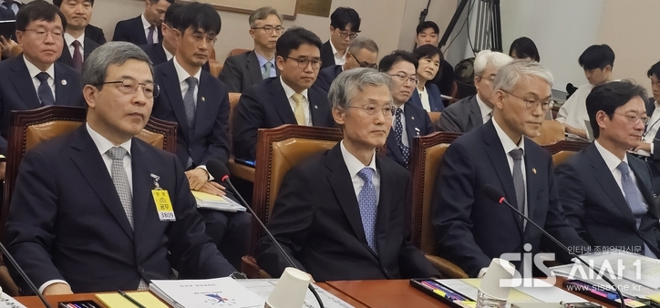 조희대 대법원장이 13일 국회 법제사법위원회 국정감사에 출석했다. / 윤여진 기자