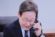 李대통령, 中시진핑과 통화 “한중관계 중시”