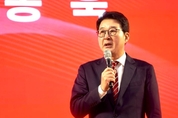 野 수석최고 당선자 “與, 우릴 극우 세력으로 몰고 있다”