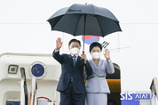 개혁신당 “김건희 목걸이 의혹 밝혔듯 김정숙 옷값 의혹도 밝혀야”