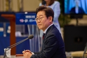 “‘똥별’ 표현 쓰면서 軍 질타한 盧”…李대통령, ‘국방개혁’ 강조