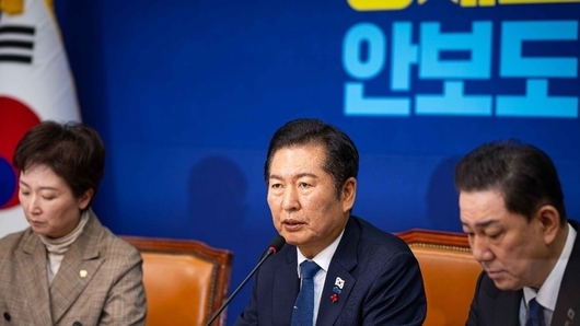 與, ‘1인 1표’ 당헌 확정…당원주권 제도화로 당 무게중심 이동