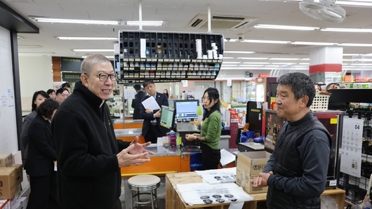 [지역] ‘1년치 물량 확보’ 부산마저…‘종량제봉투 불안’ 확산