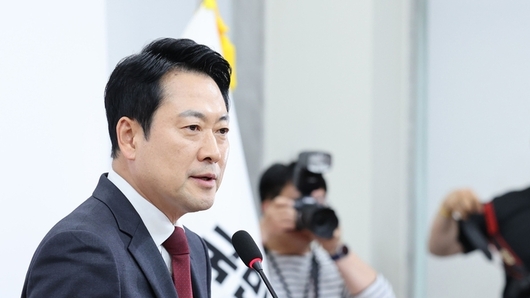 부산 북갑 보궐선거 격전지 부상…국민의힘 지도부·親韓 충돌