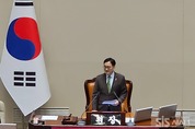 윤석열 탄핵안 가결 '찬성 204표'