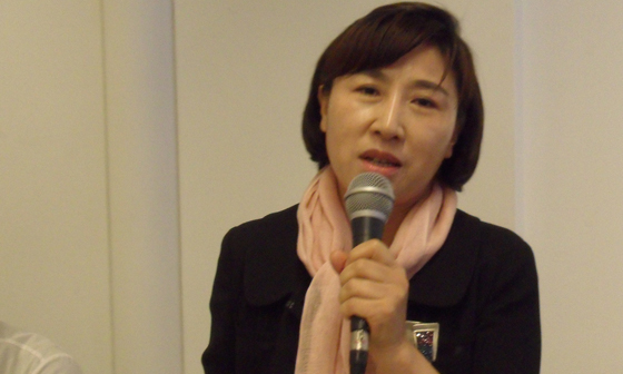 민경옥 화백 기념사진