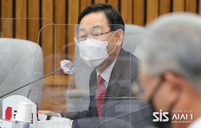 주호영 국민의힘 원내대표가 19일 비상대책위원회의 때 발언하는 모습이다.(출처 = 국민의힘)